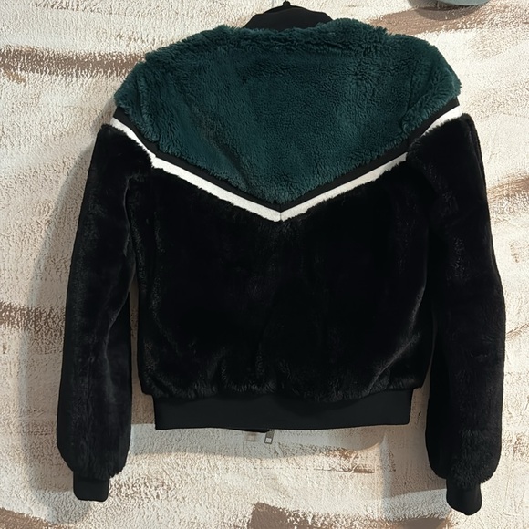 Amy & Ivy Faux Fur League Jacket - Picture 2 of 2